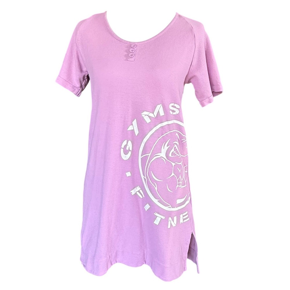 Gymshark Longline T-Shirt Womens XS Grape Excellent Graphic Henley Short Sleeve